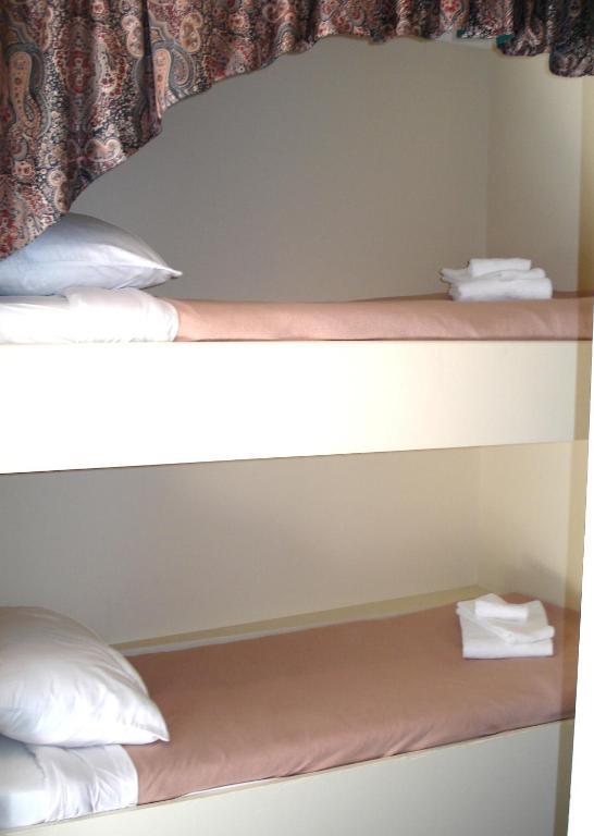 Motel Tyrol Рейдиум-Хот-Спрингс Номер фото