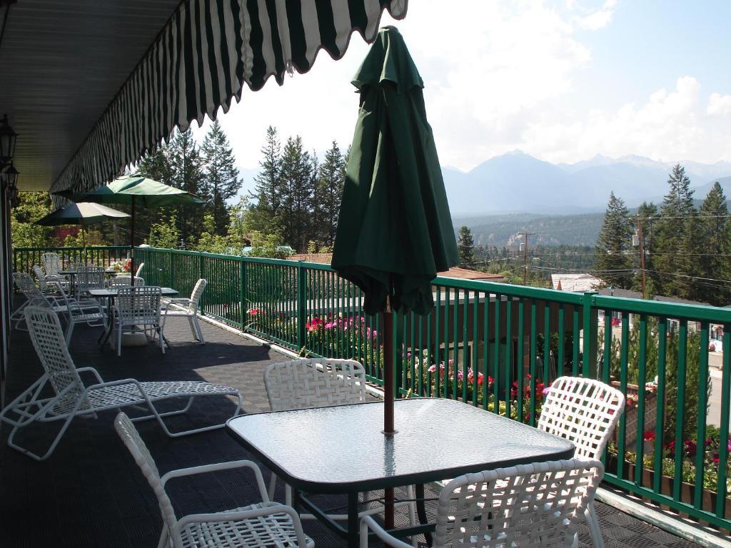 Motel Tyrol Рейдиум-Хот-Спрингс Экстерьер фото